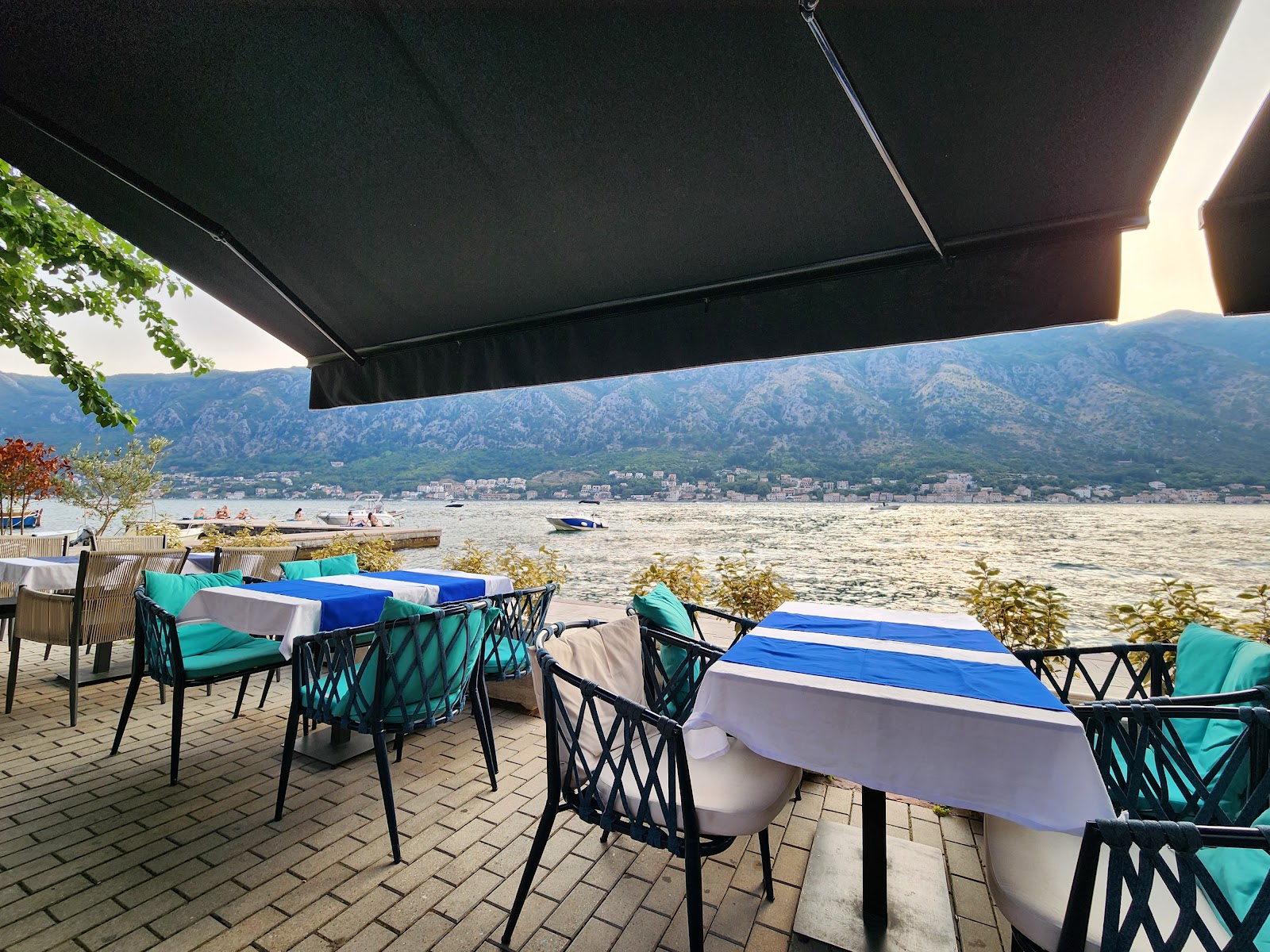 Restaurant Mondo Photo 1
